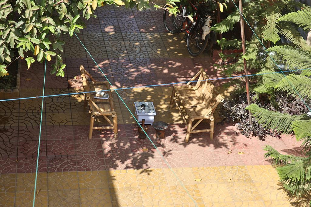 Manuhie Backpackers Lodge Багір-Дар Номер фото